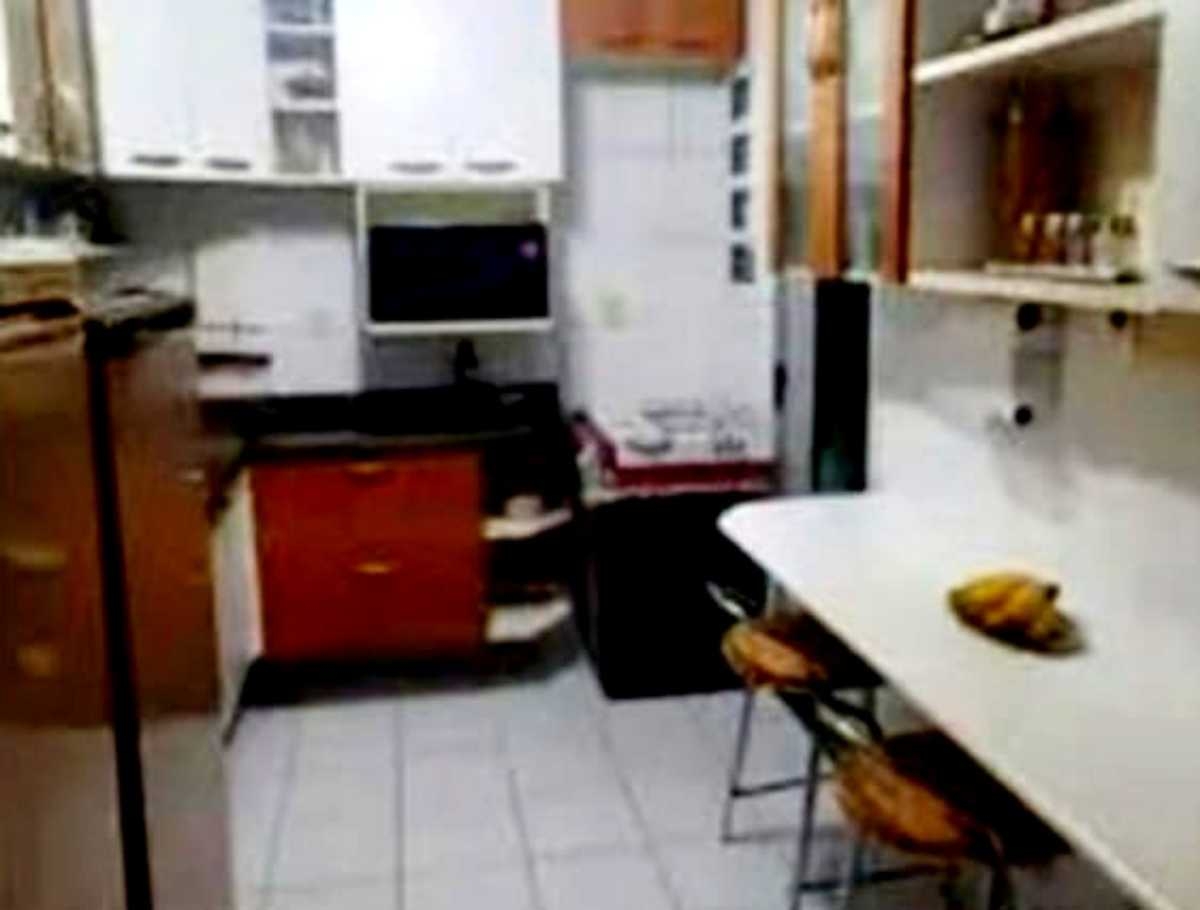 Casa à venda com 3 quartos, 100m² - Foto 28