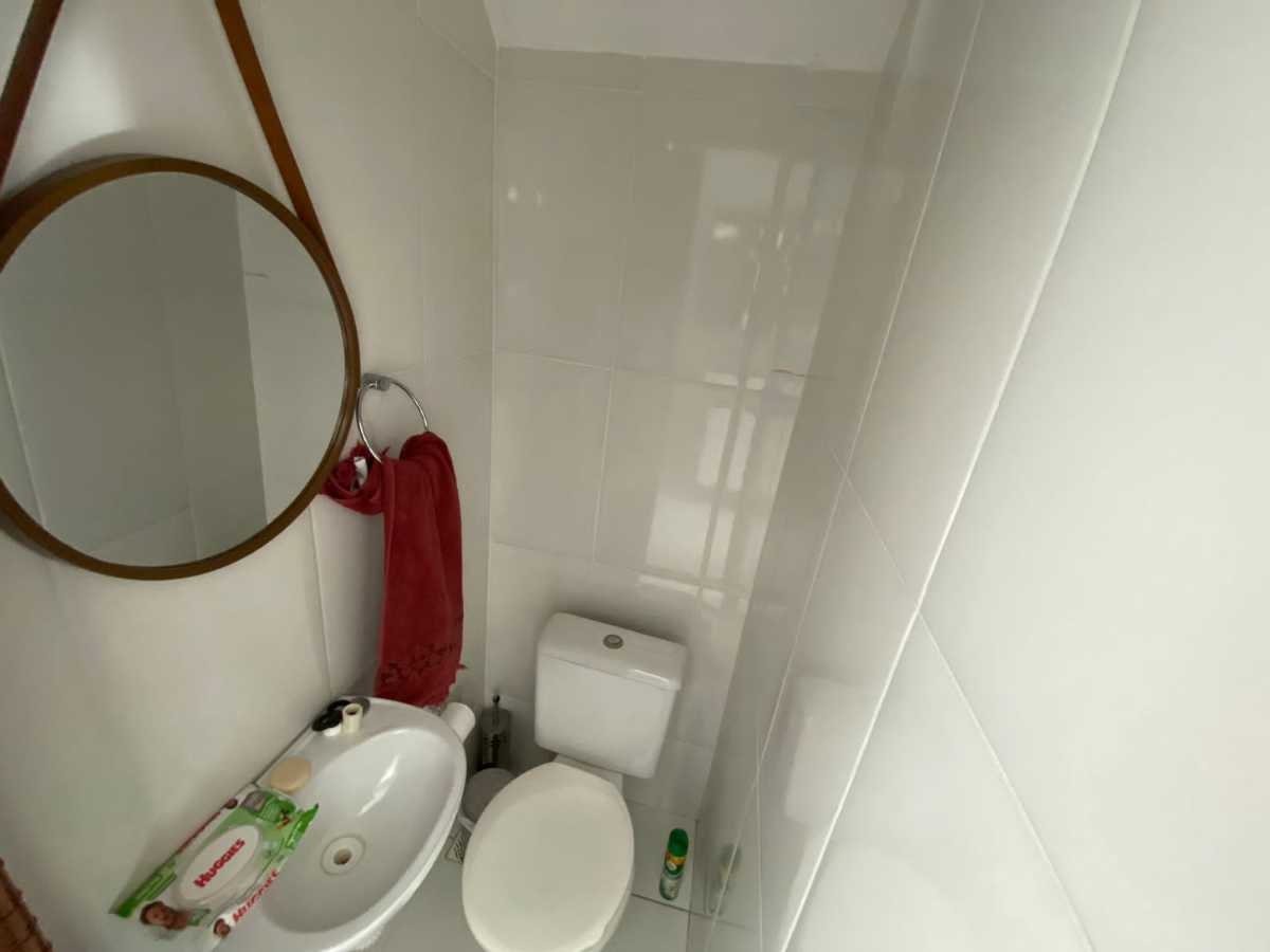 Casa à venda com 2 quartos, 72m² - Foto 5