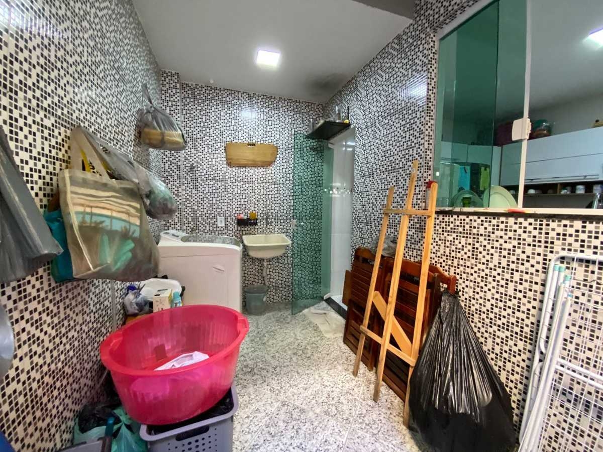 Casa à venda com 2 quartos, 72m² - Foto 8