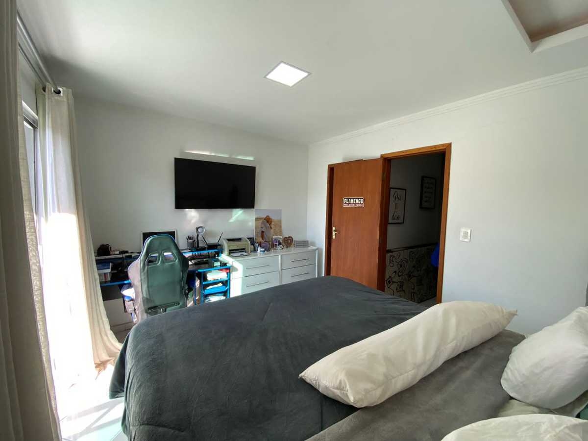 Casa à venda com 2 quartos, 72m² - Foto 9