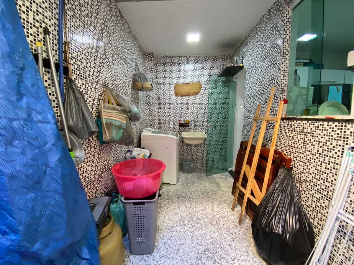 Casa à venda com 2 quartos, 72m² - Foto 10