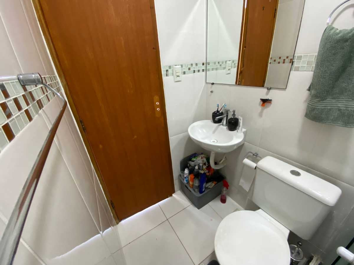Casa à venda com 2 quartos, 72m² - Foto 17