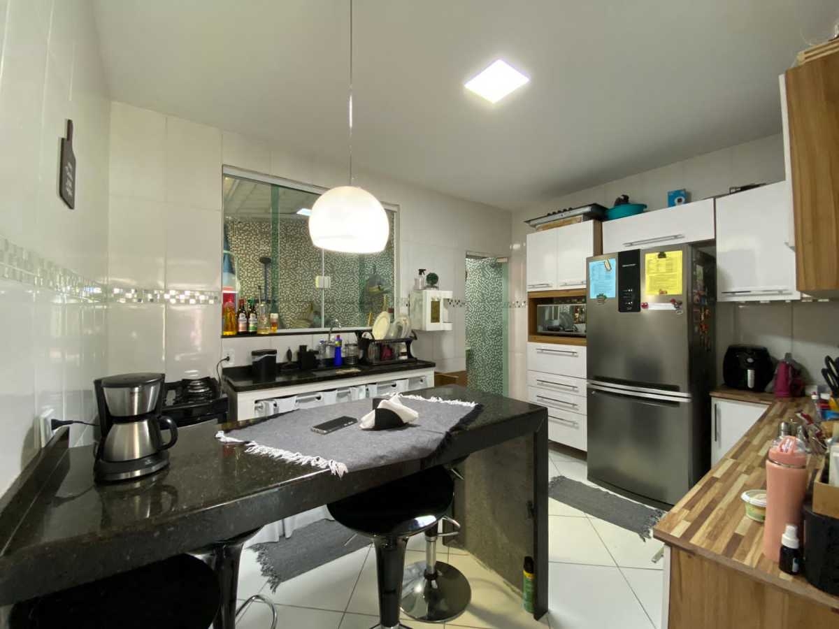 Casa à venda com 2 quartos, 72m² - Foto 23