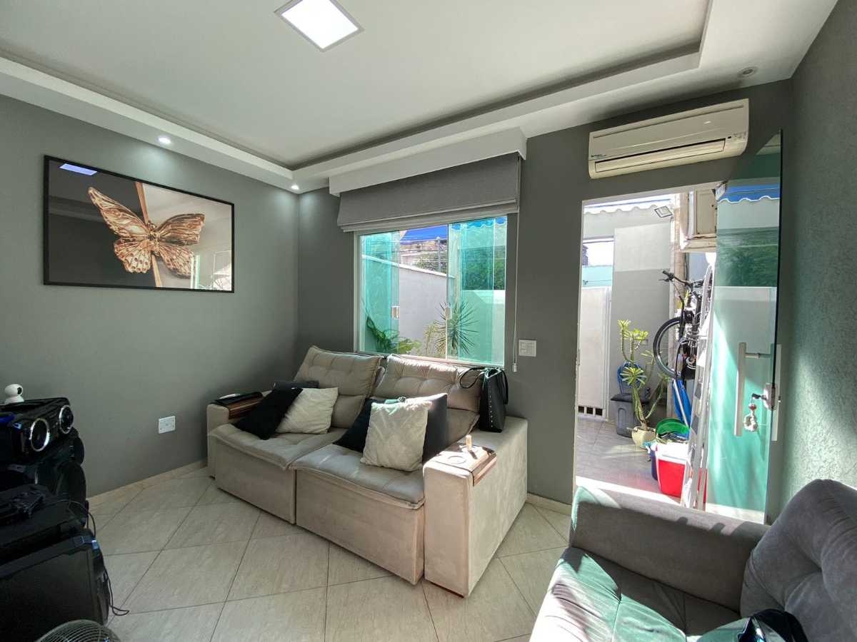 Casa à venda com 2 quartos, 72m² - Foto 27