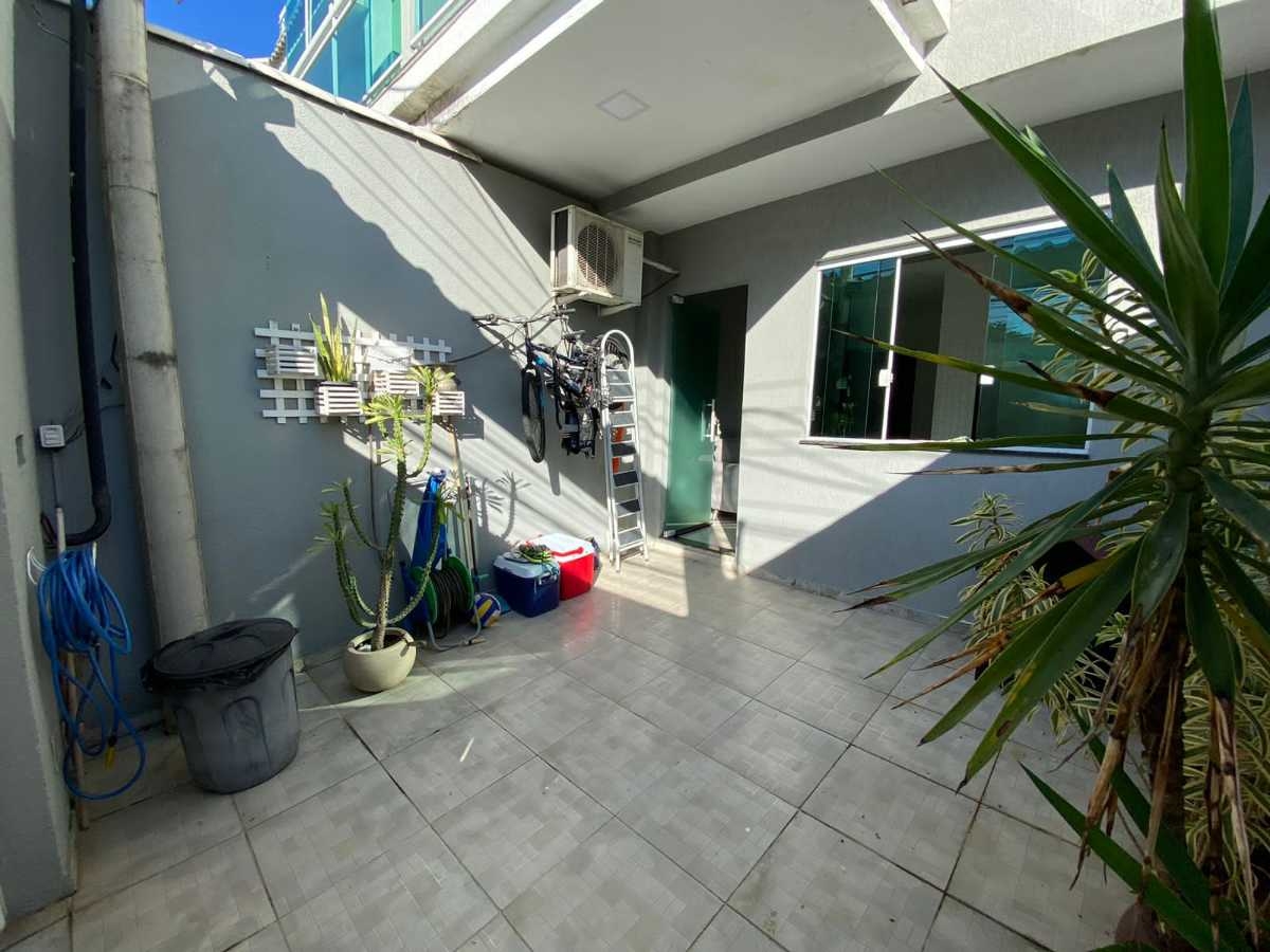 Casa à venda com 2 quartos, 72m² - Foto 29