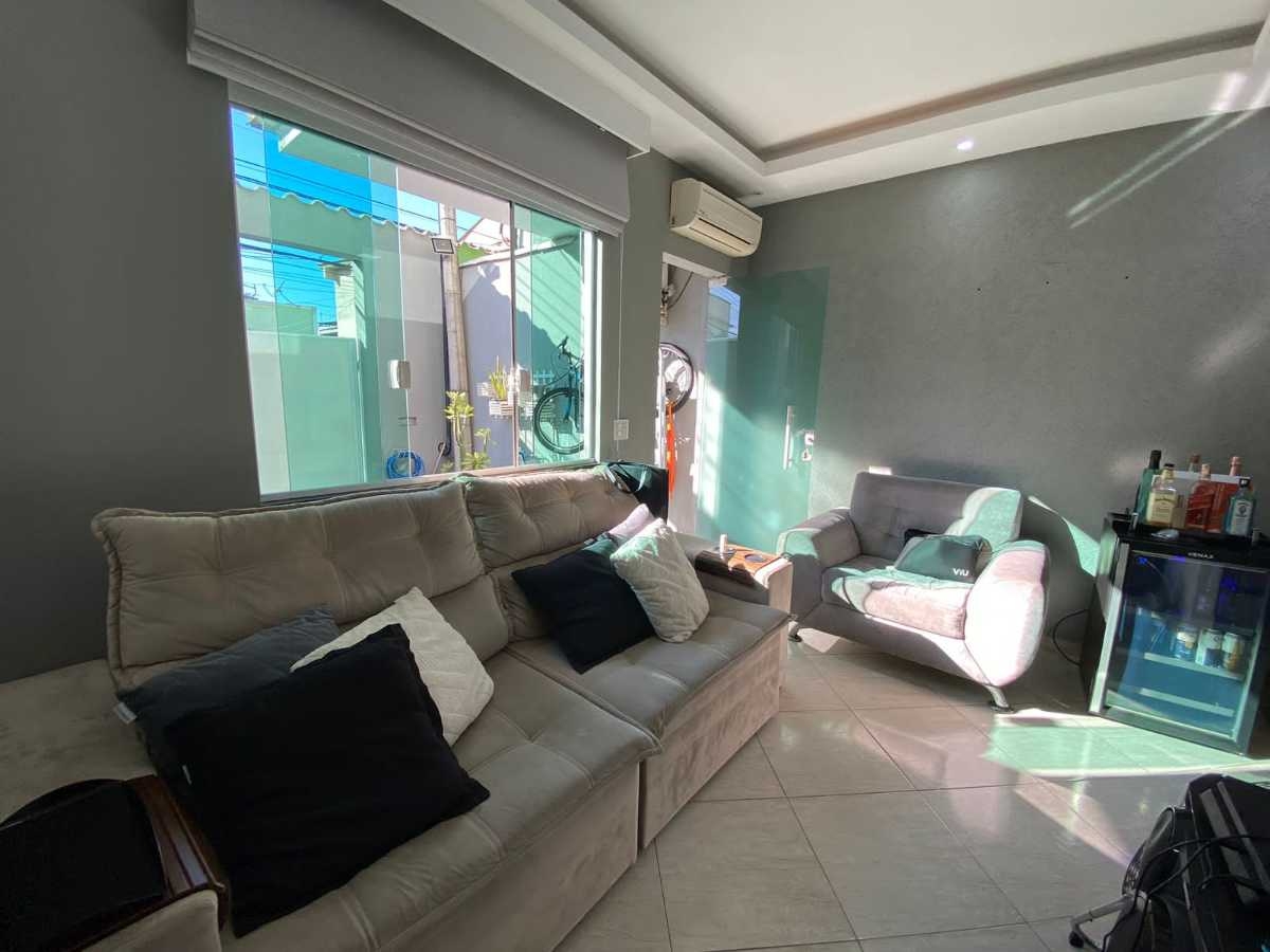 Casa à venda com 2 quartos, 72m² - Foto 30