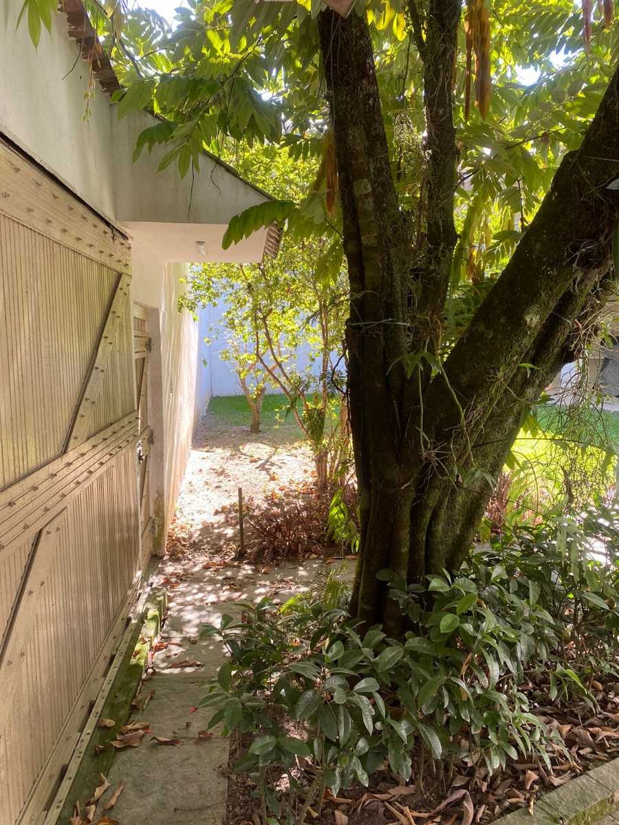 Casa à venda com 6 quartos, 450m² - Foto 9