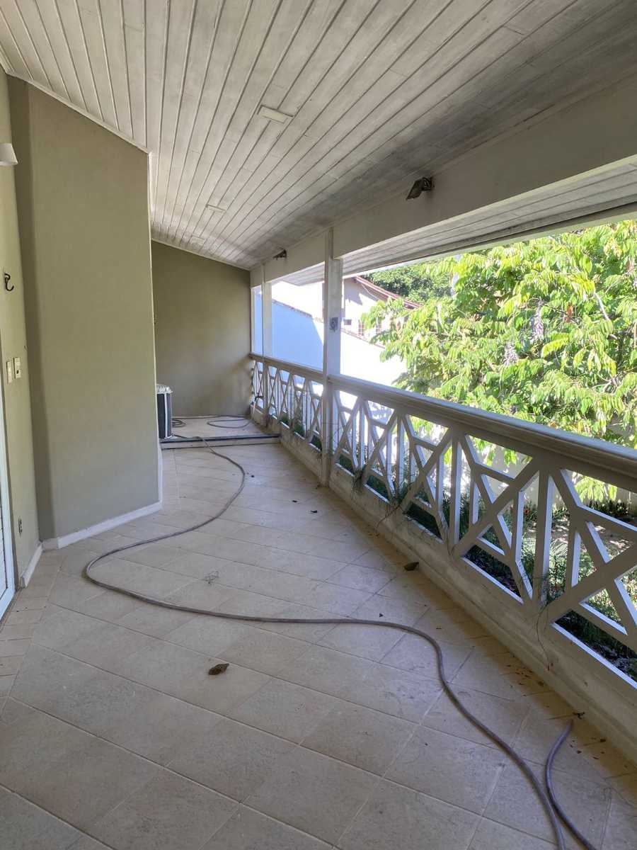 Casa à venda com 6 quartos, 450m² - Foto 16