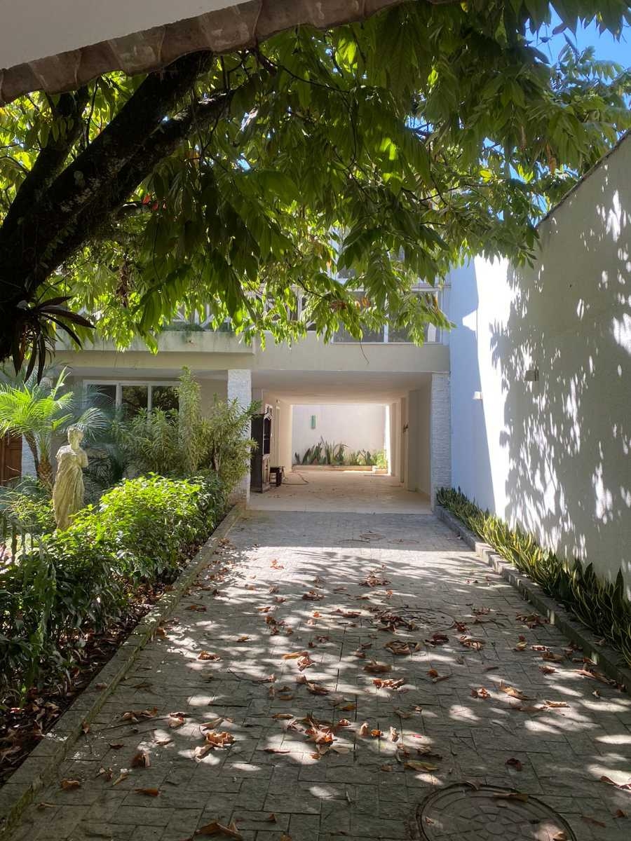 Casa à venda com 6 quartos, 450m² - Foto 23