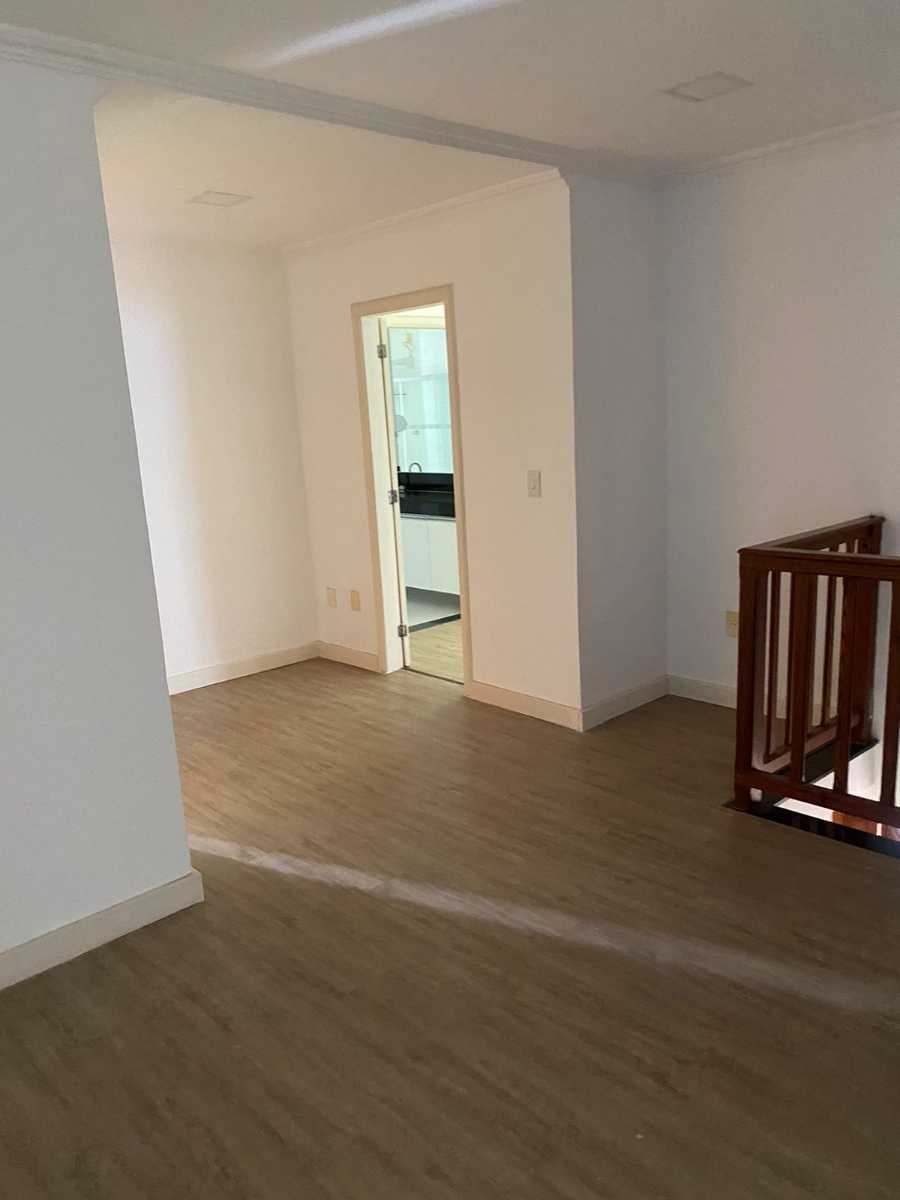 Casa à venda com 6 quartos, 450m² - Foto 30