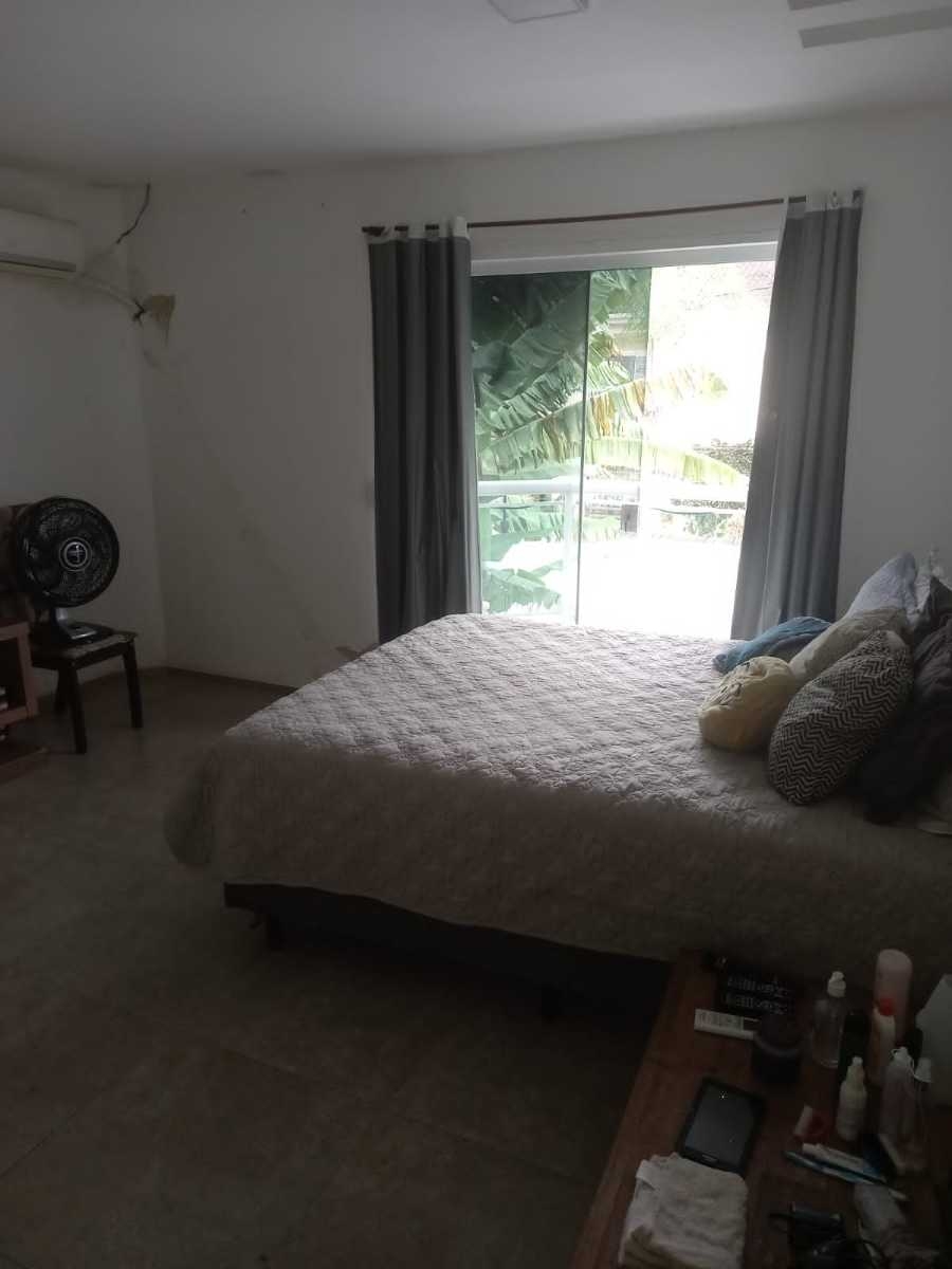 Casa à venda com 5 quartos, 270m² - Foto 31