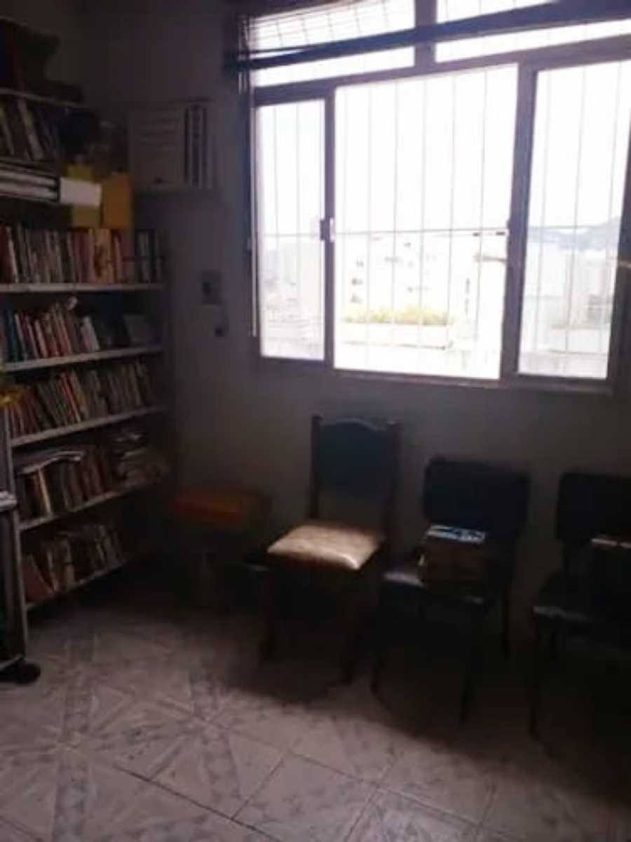 Cobertura à venda com 2 quartos, 96m² - Foto 3