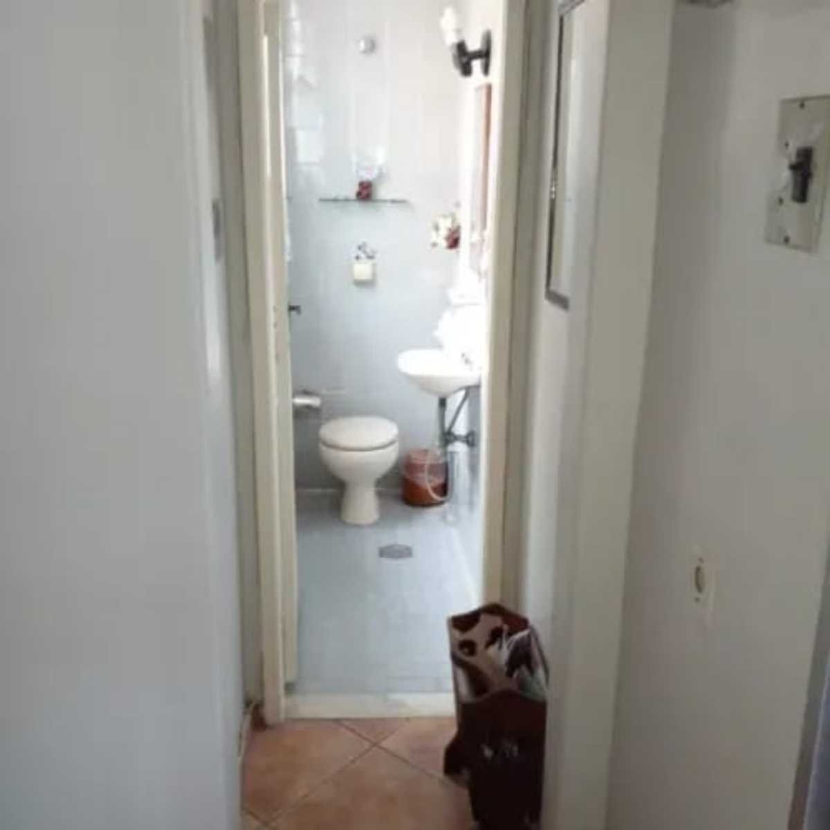 Cobertura à venda com 2 quartos, 96m² - Foto 13