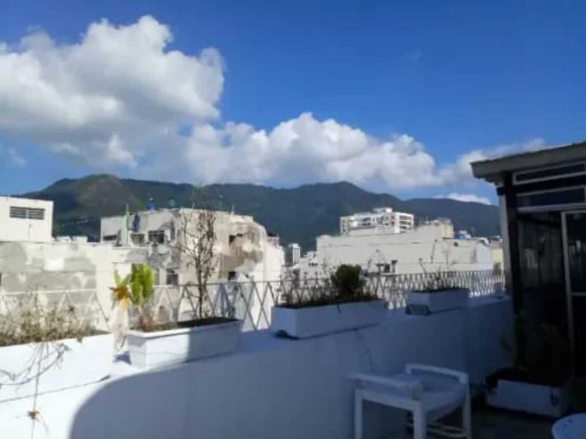 Cobertura à venda com 2 quartos, 96m² - Foto 16