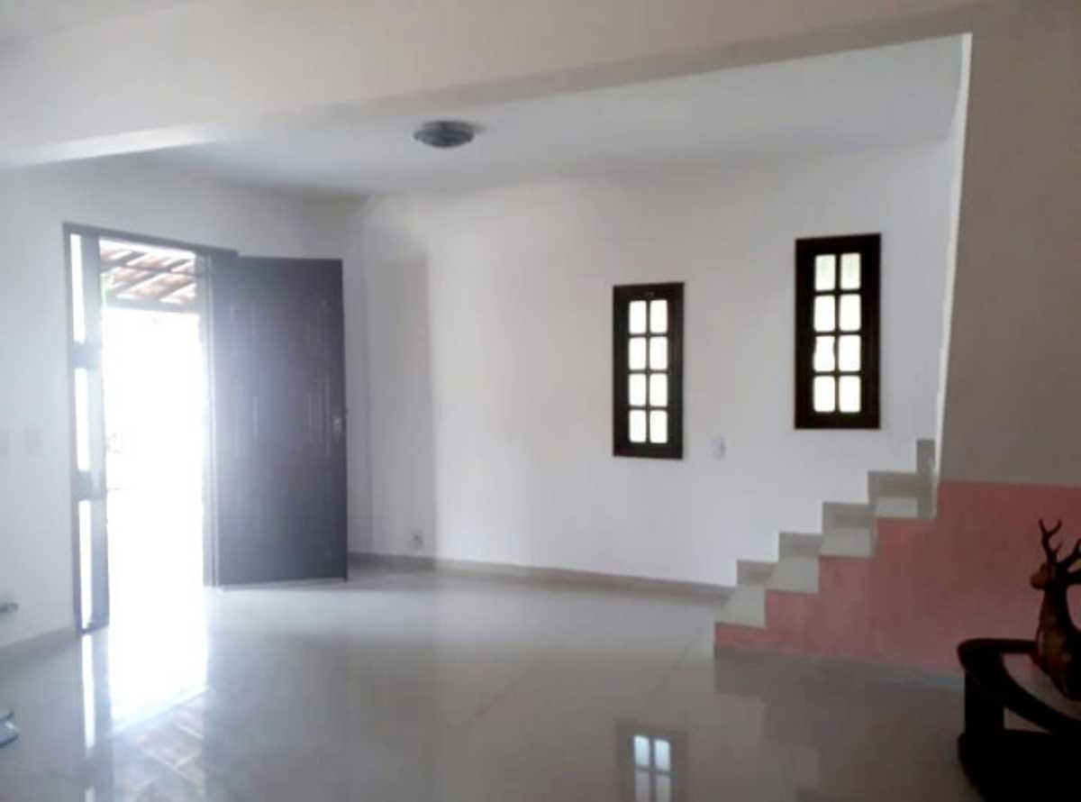 Casa à venda com 3 quartos, 360m² - Foto 14