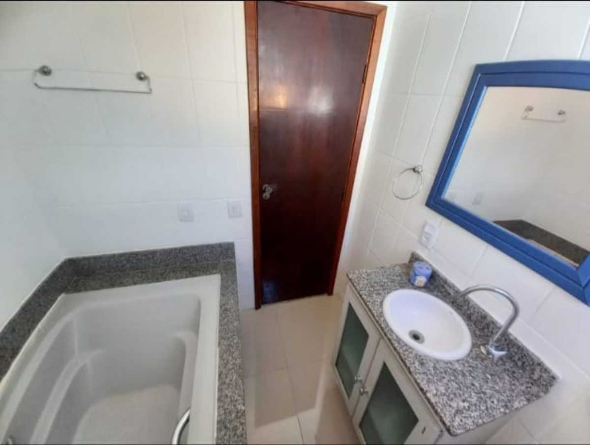 Casa à venda com 3 quartos, 360m² - Foto 17