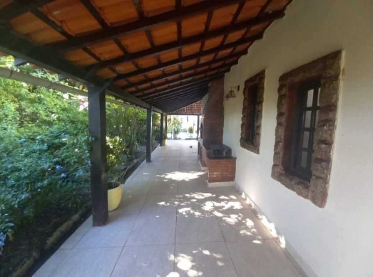 Casa à venda com 3 quartos, 360m² - Foto 20