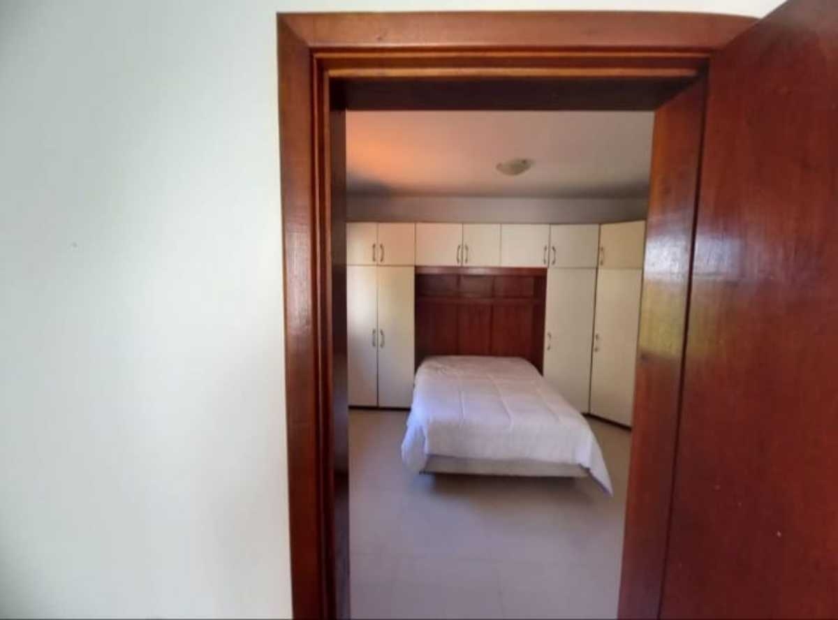 Casa à venda com 3 quartos, 360m² - Foto 26