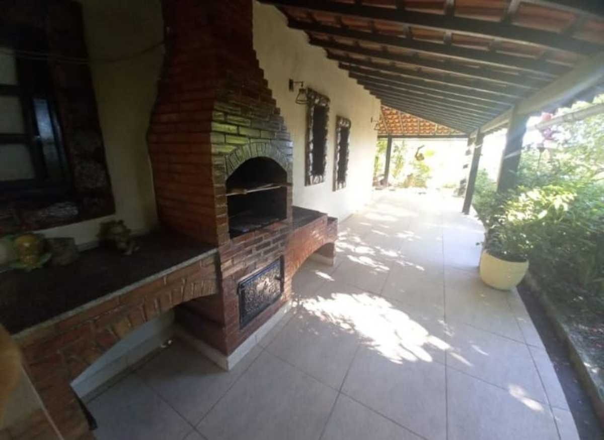 Casa à venda com 3 quartos, 360m² - Foto 28