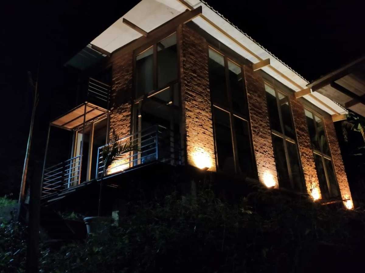 Casa à venda com 6 quartos, 250m² - Foto 5