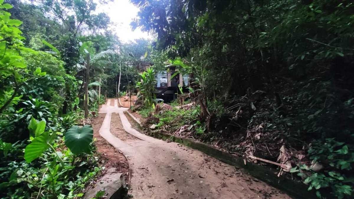 Casa à venda com 6 quartos, 250m² - Foto 9