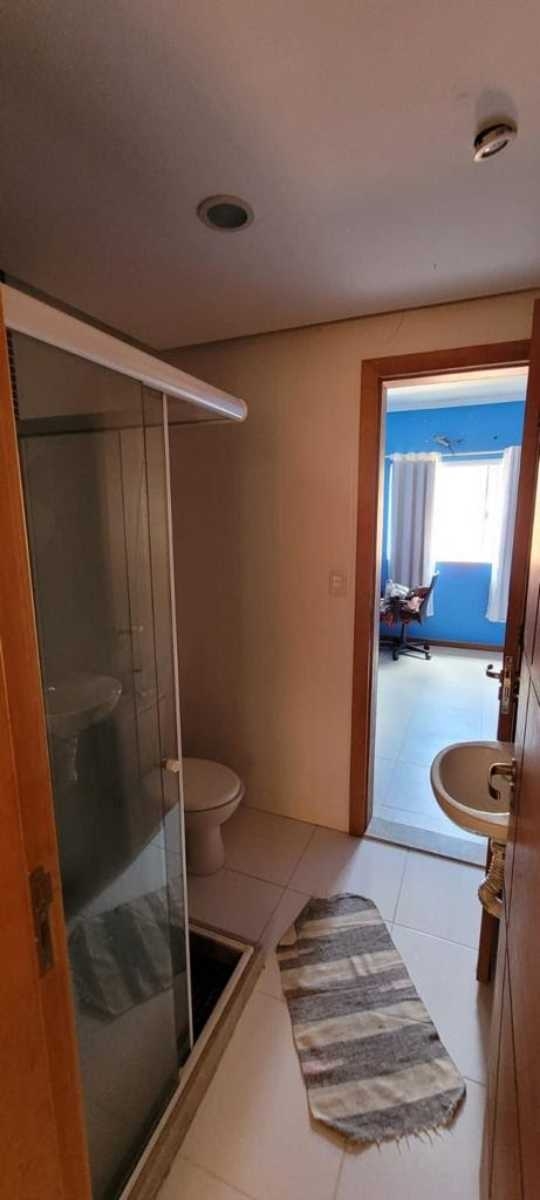 Casa à venda com 3 quartos, 200m² - Foto 21
