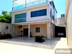 #Real1589 - Casa Triplex para Venda em Rio de Janeiro - RJ
