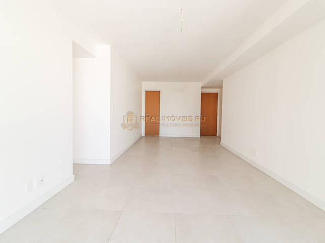 #Real193 - Apartamento para Venda em Rio de Janeiro - RJ