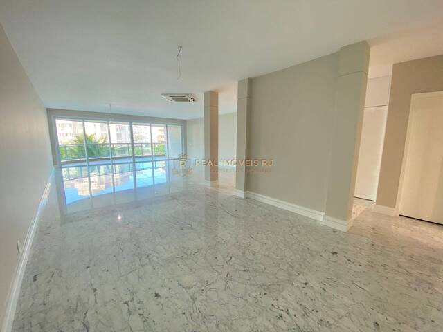 #Real431 - Apartamento para Venda em Rio de Janeiro - RJ