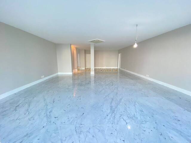 #Real431 - Apartamento para Venda em Rio de Janeiro - RJ