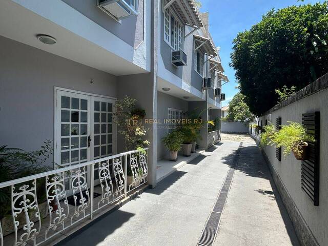 #Real901 - Casa Triplex para Venda em Rio de Janeiro - RJ