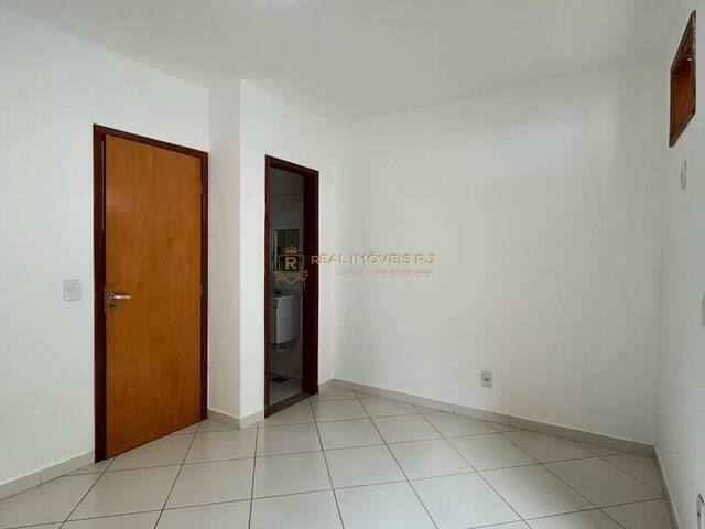 #Real1518 - Casa Duplex para Venda em Rio de Janeiro - RJ