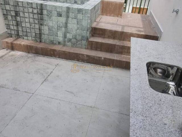 #Real1527 - Casa para Venda em Rio de Janeiro - RJ