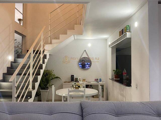 #Real1554 - Casa para Venda em Rio de Janeiro - RJ