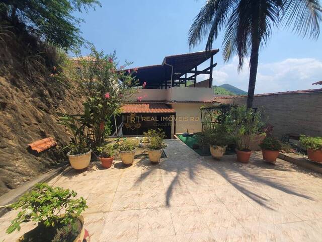 #Real1567 - Casa Duplex para Venda em Rio de Janeiro - RJ
