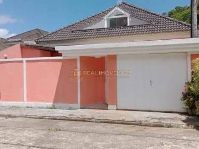 #Real1247 - Casa Duplex para Venda em Rio de Janeiro - RJ
