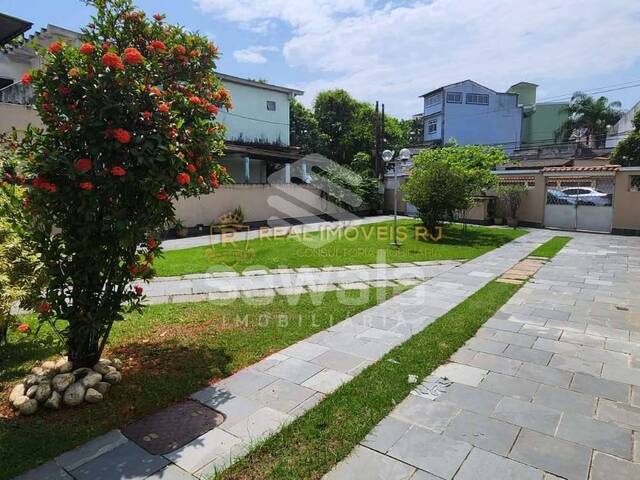 #Real1575 - Casa para Venda em Rio de Janeiro - RJ