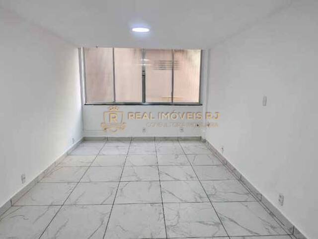 #Real1685 - Sala para Venda em Rio de Janeiro - RJ