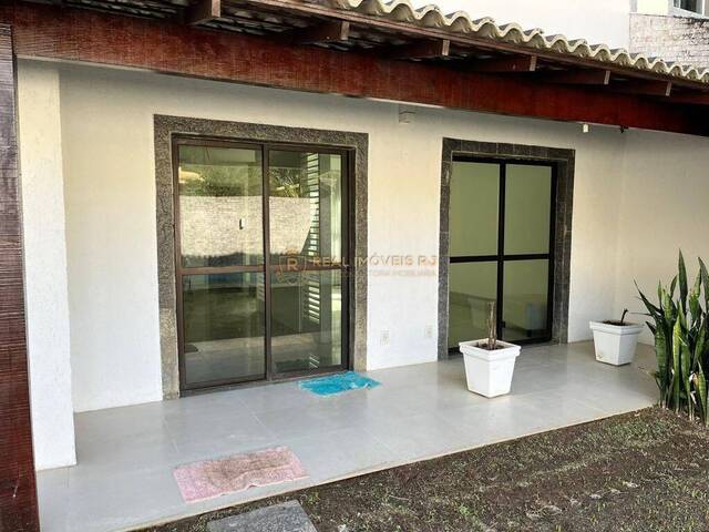 #Real1804 - Casa Duplex para Locação em Rio de Janeiro - RJ