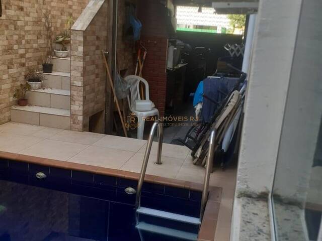 #Real1837 - Casa Triplex para Venda em Rio de Janeiro - RJ