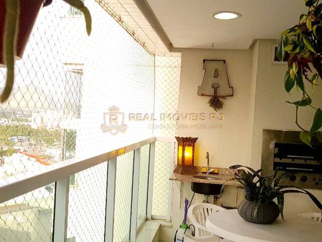 #Real2062 - Apartamento para Venda em Rio de Janeiro - RJ