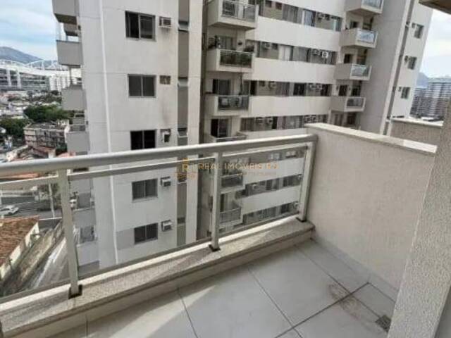 #Real2083 - Apartamento para Venda em Rio de Janeiro - RJ