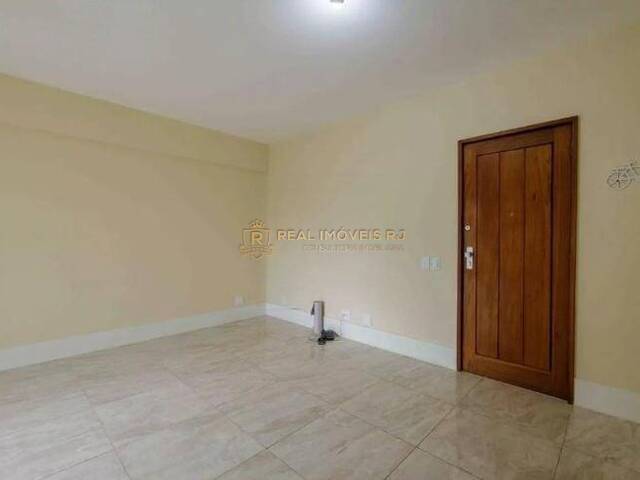 #Real2133 - Apartamento para Venda em Rio de Janeiro - RJ