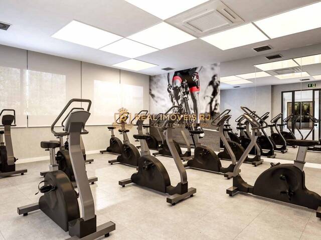 #Real2160 - Apartamento para Venda em Rio de Janeiro - RJ