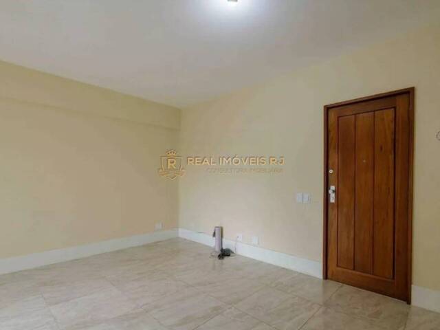 #2115WB - Apartamento para Venda em Rio de Janeiro - RJ