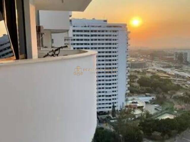 #Real2170 - Apartamento para Venda em Rio de Janeiro - RJ