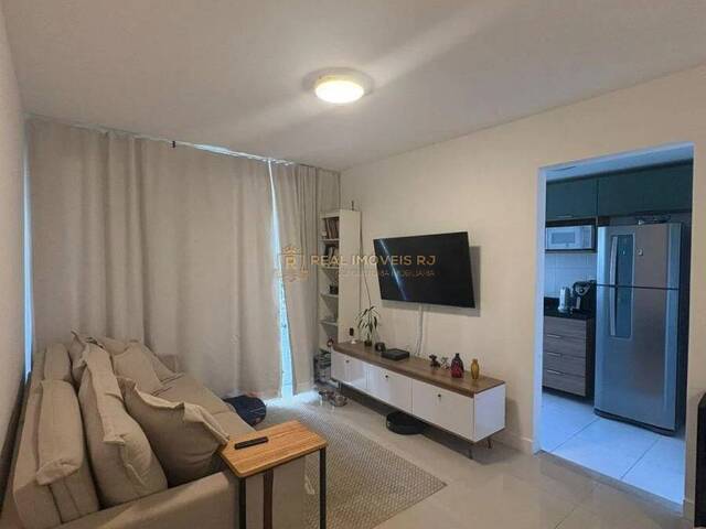 #Real2177 - Apartamento para Venda em Rio de Janeiro - RJ