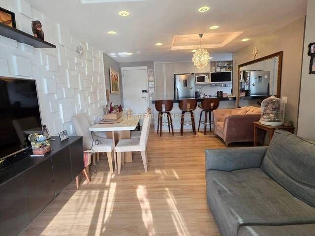 #Real2180 - Apartamento para Venda em Rio de Janeiro - RJ