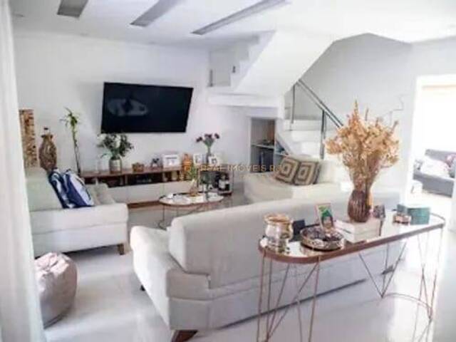 #Real2187 - Casa Triplex para Venda em Rio de Janeiro - RJ