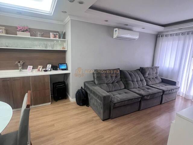 #Real2194 - Apartamento para Venda em Rio de Janeiro - RJ